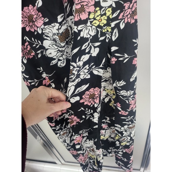 Auguste Black Floral Maxi Dress with High Side Slit - 6/8 - Picture 4 of 5